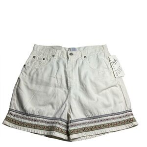 Vintage NWT Deadstock Bill Blass White Floral Ribbon Accent Jean Shorts Size 10